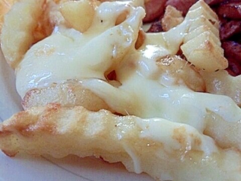 朝食お手軽レシピ☆ポテトフライチーズがけ